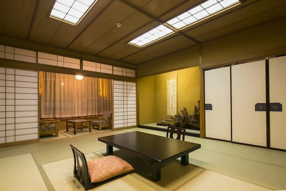 Hotel Shiroyama Yugawara 3*,  Japan