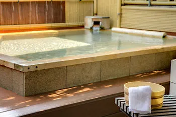Hotel Shiroyama Yugawara 3*,  Japan