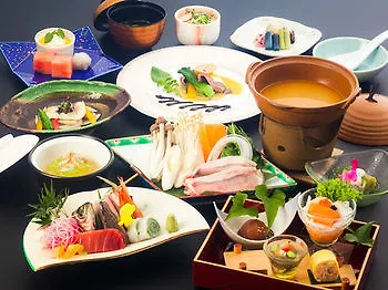 Hotel Shiroyama Yugawara 3*,